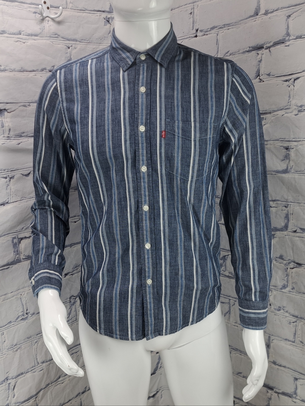 NEW Levi's Men's Sunset One Pocket Denim Shirt Button Down Striped Size Small